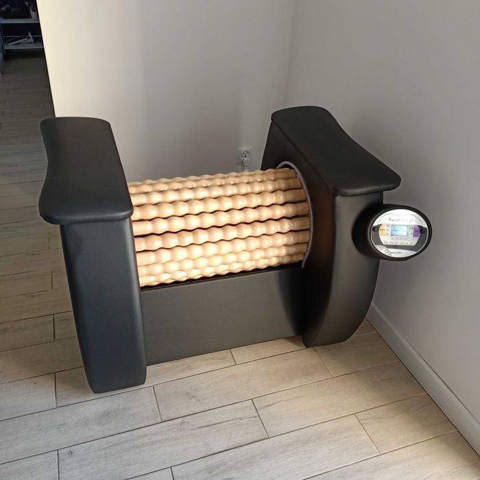 Nowy rollmasażer Pro z podczerwienią rolletic rollmasaż studio figura
