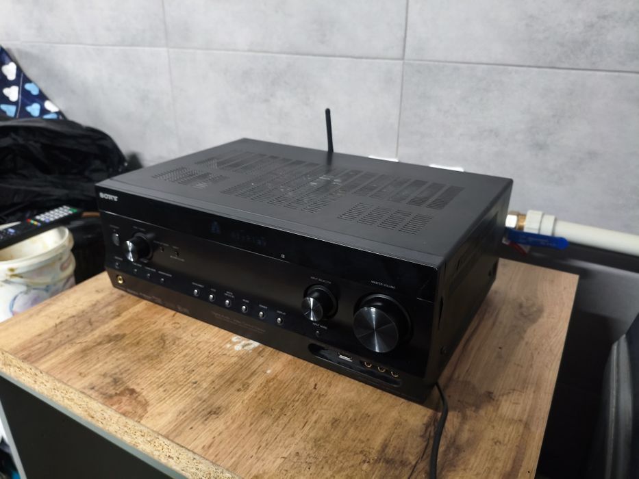 Amplituner Sony STR 1020