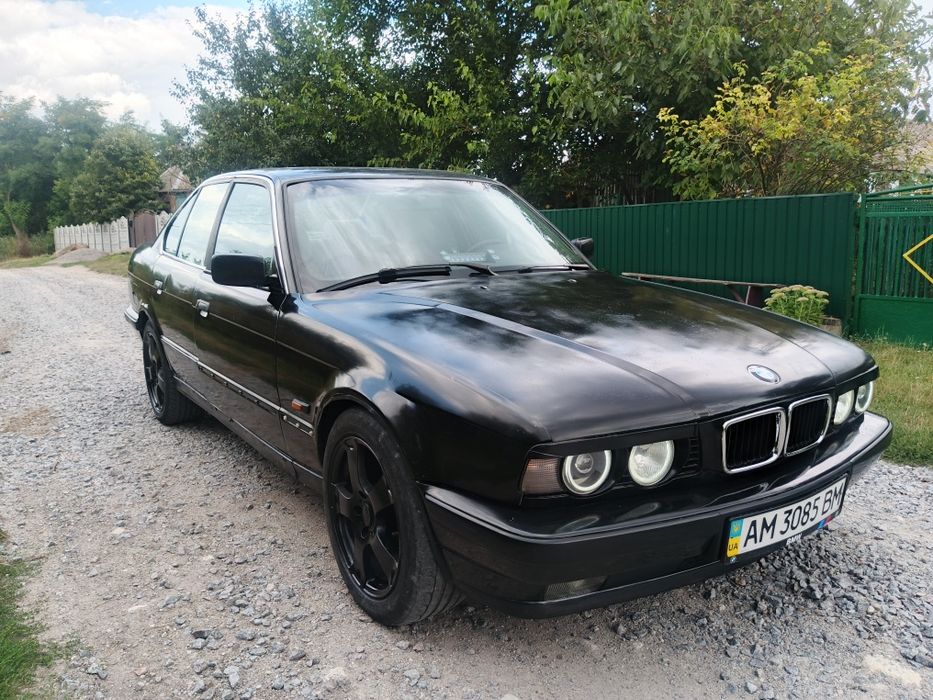 продам бмв   е34