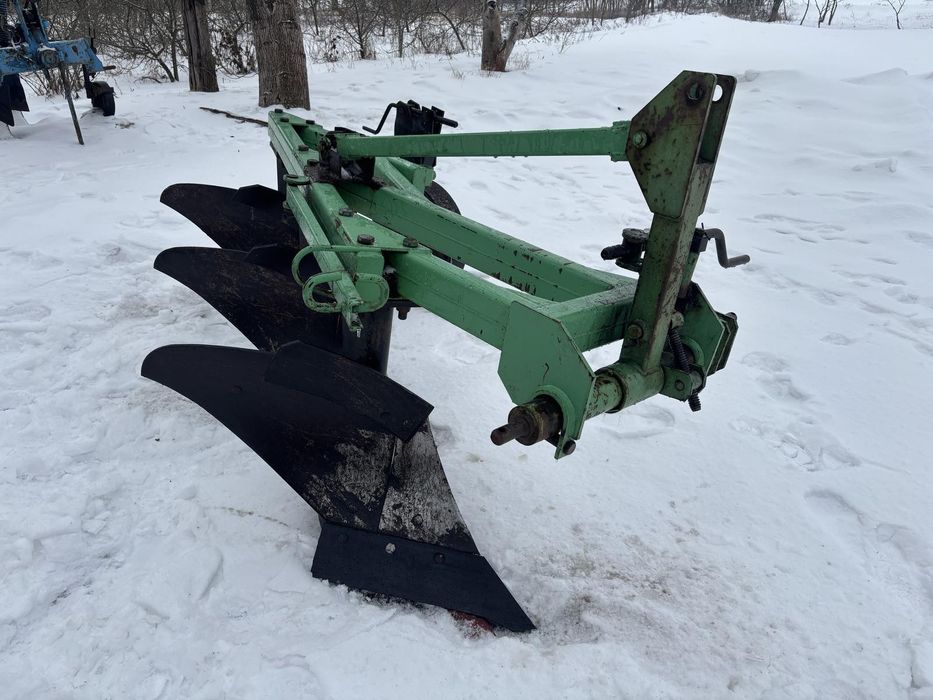 НОВИЙ плуг навісний не оборотний плн 3 35 під кукурудзу МТЗ 80 82 892