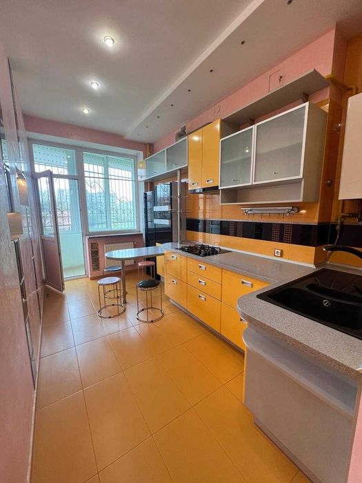 Здається квартира на вул. Петлюри (район Кульпарківської)