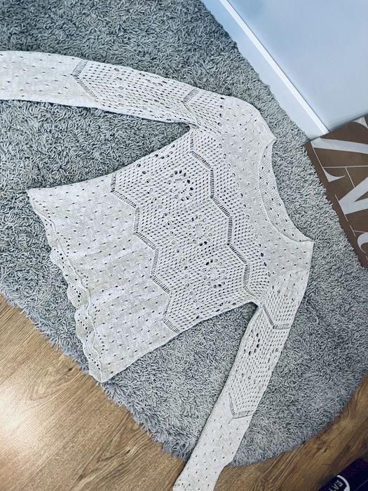 Kremowy bezowy sweter damski azurowy koronkowy rozm M