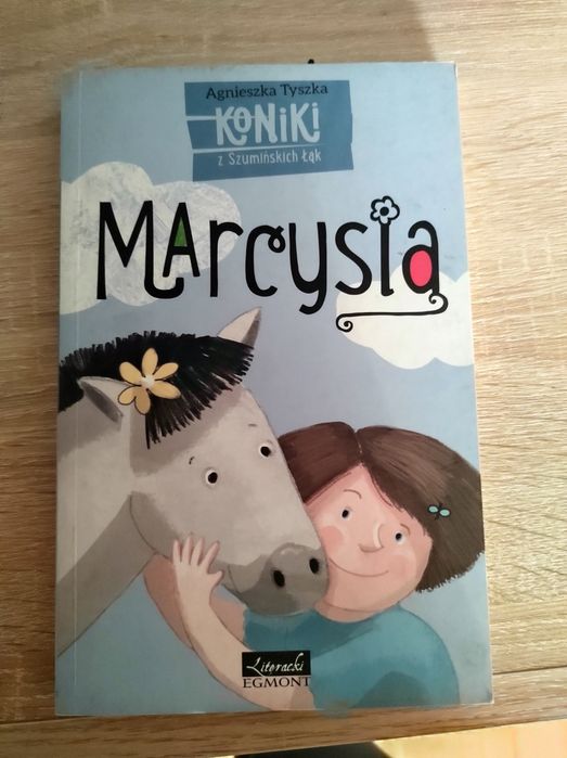 Książka o koniach z Szumińskich Łąk