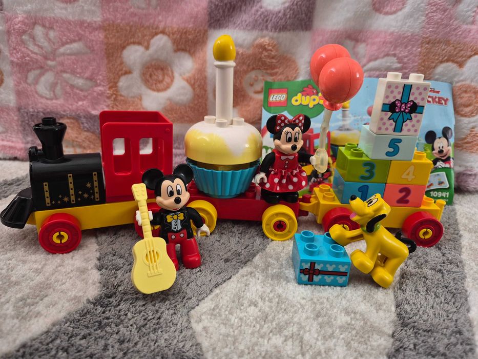Конструктор LEGO DUPLO Disney Святковий потяг Міккі та Мінні Лего дупло 10941