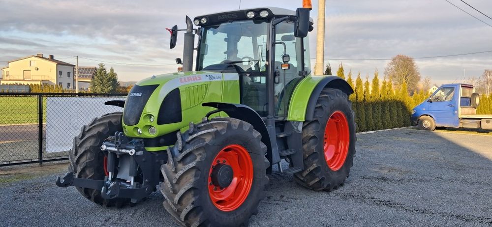 Claas ares 697 atz