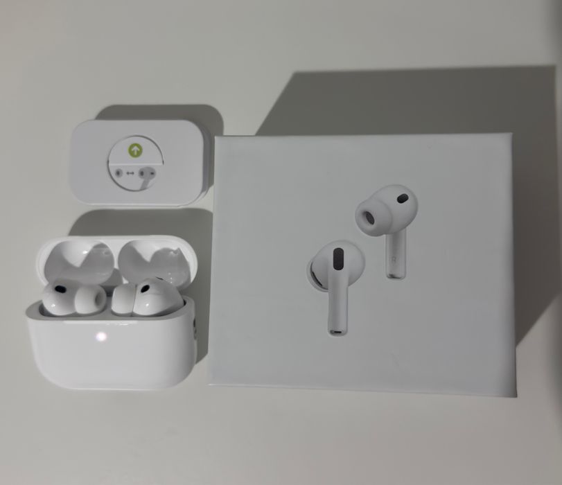 Fones bluetooth - Novos na caixa - Cancelamento de Ruído