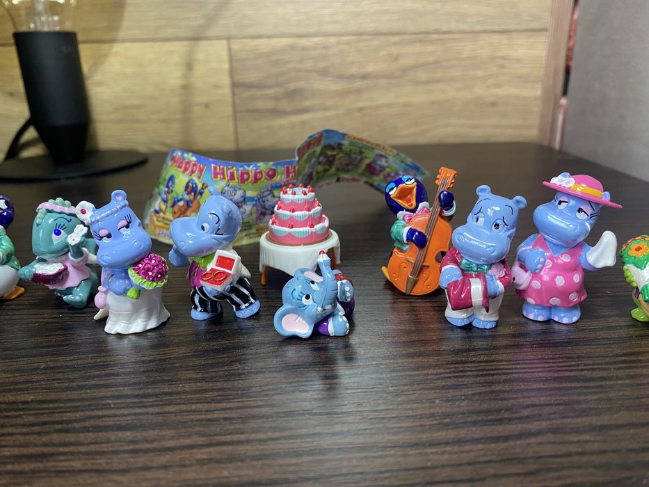 Весілля бегемотиків кіндер іграшки свадьба бегемотиков