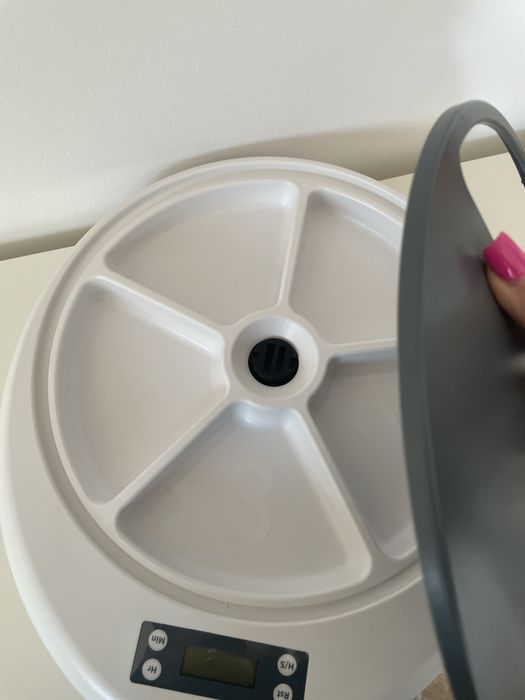 Automat na karmę Noma