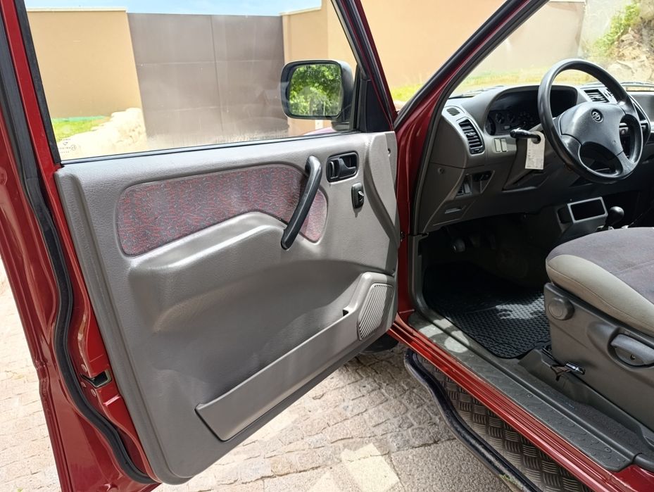 Nissan Terrano II