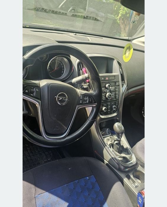 Sprzedam Opel Astra J