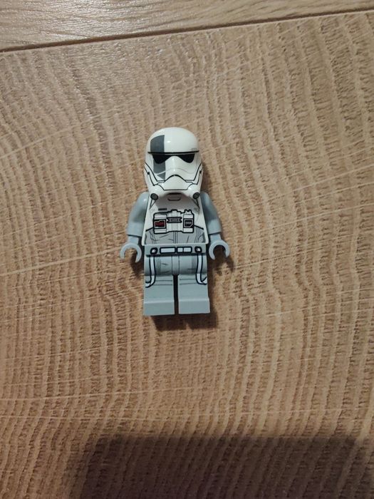 LEGO Star Wars sw0869 Kierowca maszyny kroczącej Najwyższego Porządku