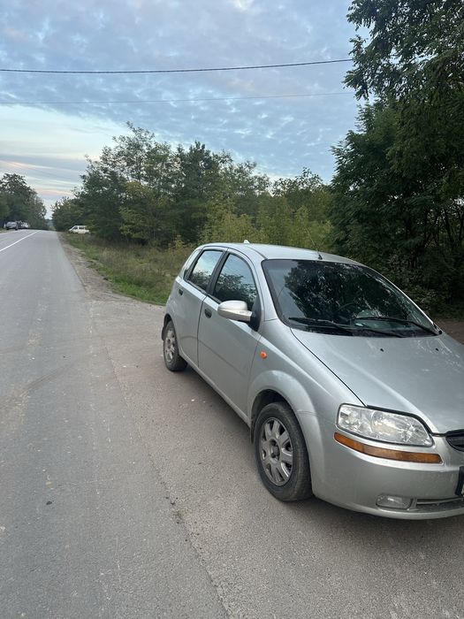Машина Chevrolet Aveo T200