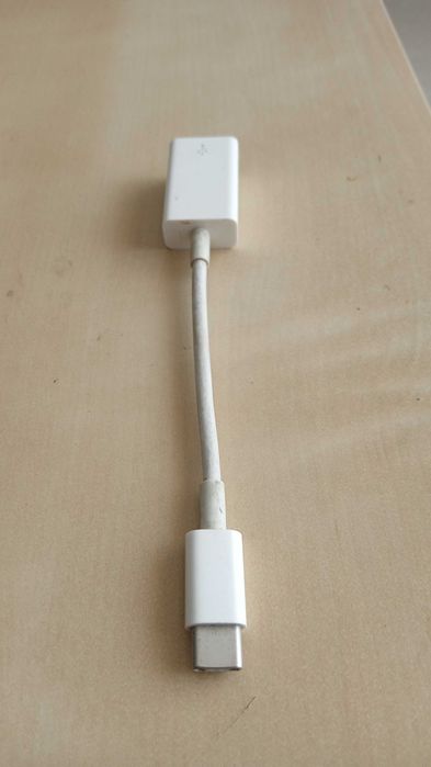 Apple adaptador usb-c para USB