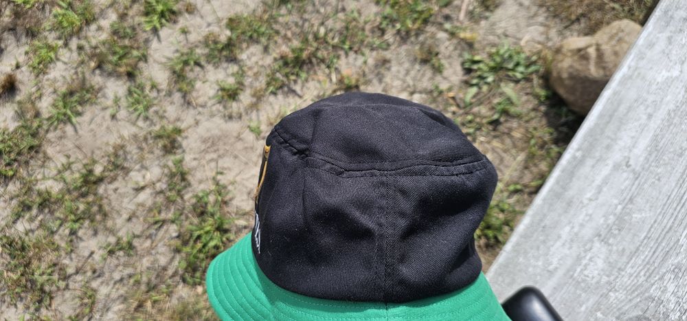 Guiness Nowy czarno zielony kapelusz typu bucket rozmiar L 60cm