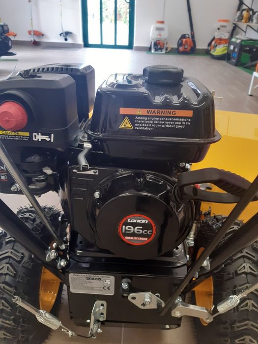 Zamiatarka spalinowa VEGA KCB25-F Loncin 6,5 KM 80 cm 3w1