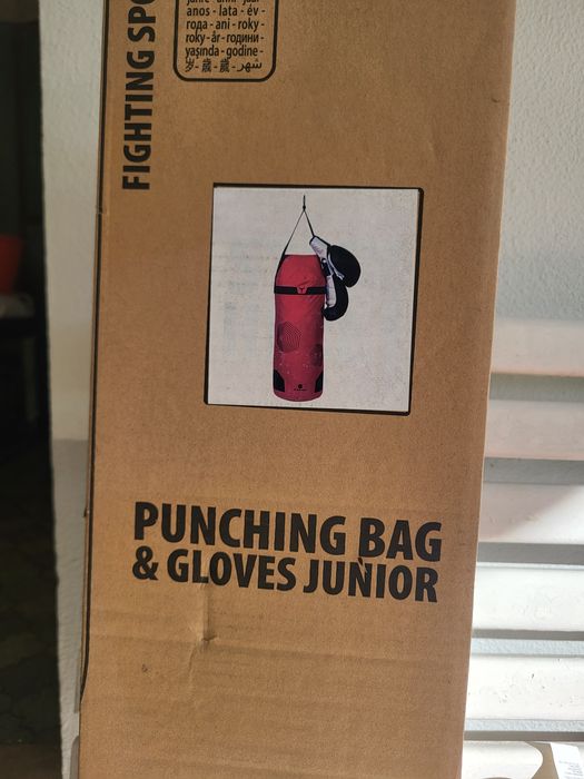 Saco e luvas de boxe criança