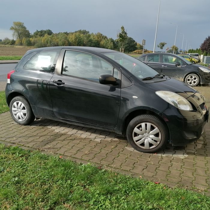 Toyota Yaris  1.0 z klimą