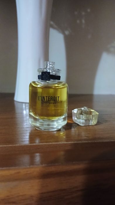 GIVENCHY L'Inderdit EDP 9/10 ml