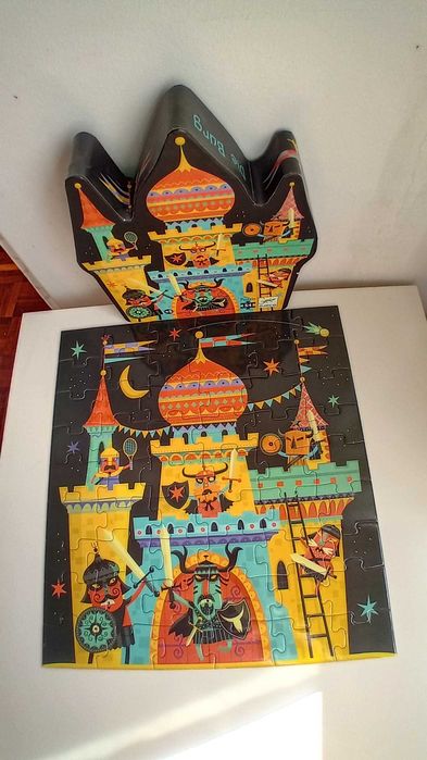 Puzzle de criança com 54 peças