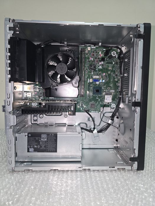 HP OmniDesk Desktop M02-0021np i5-14400 | 16GB | 1TB