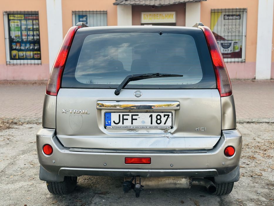 Продам Nissan X-Trail 2.2 дизель на боевом ходу !