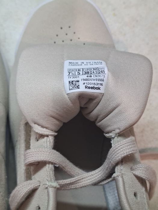 Жіночі кросовки Reebok 38 оригінал європа нові