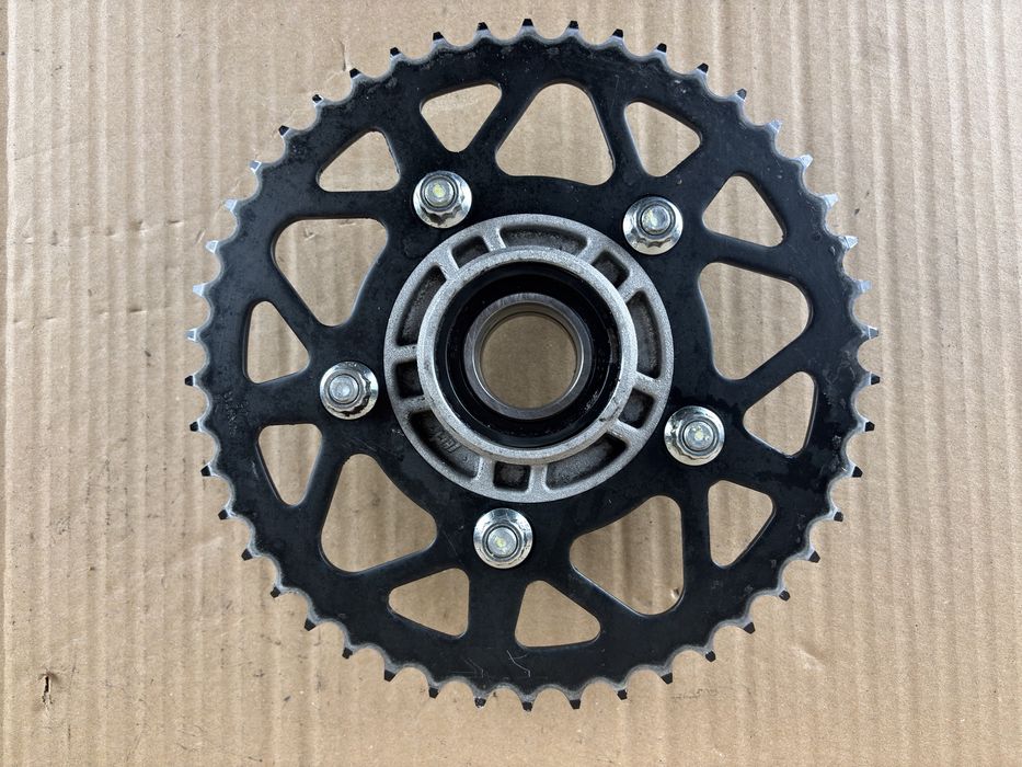 Ducati Monster 821 Napęd Zębatka Przód Tył zbierak Łańcuch 2016