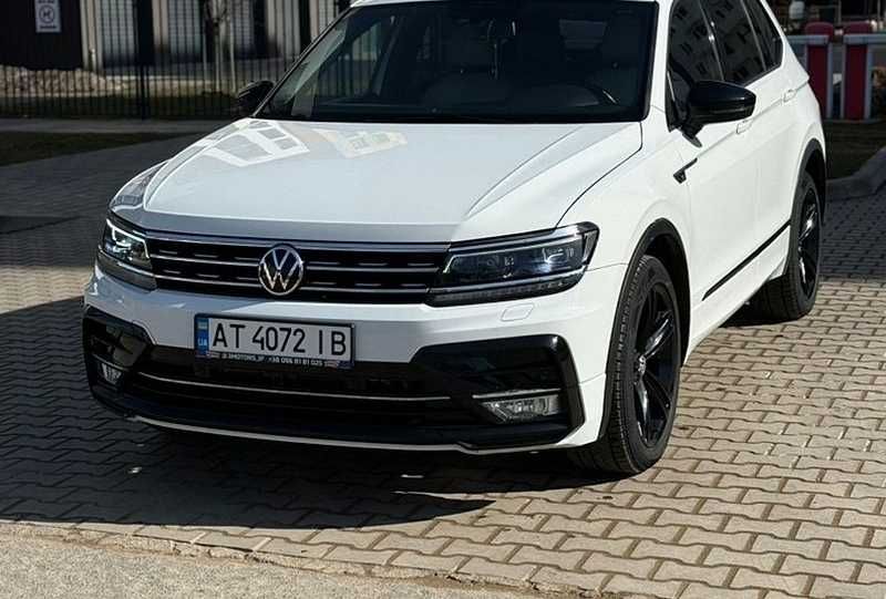Volkswagen tiguan 2019 2.0 бензин