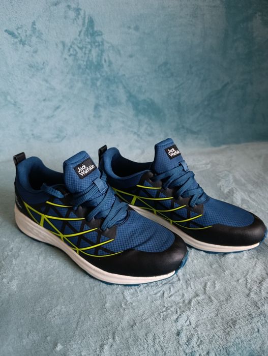 Продам Кроссовки Jack Wolfskin, 44 размер, новые.