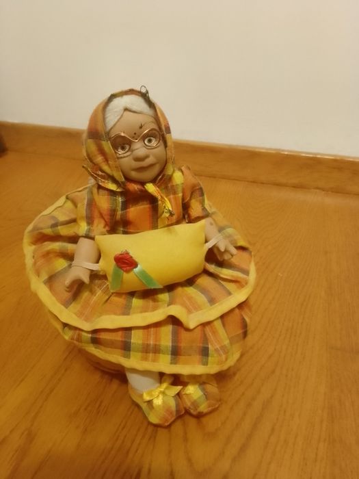 Ozdobne pudełeczko na drobiazgi.