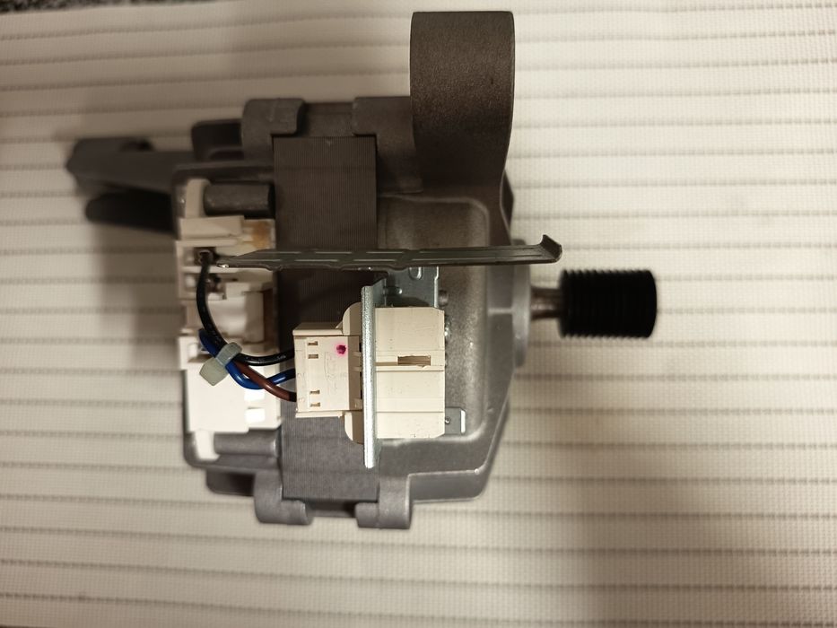 Motor Inverter Welling Máquina Lavar Whirlpool | W11488531 / ZXGN-420-8-74L (Brushless Indesit Hotpoint 500W)