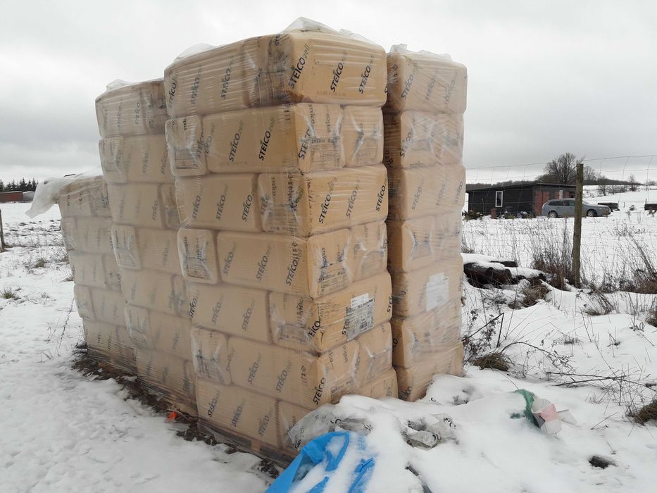 Izolacja wdmuchiwana STEICOzell