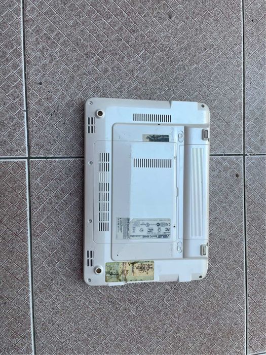 Selling laptop computer489636212633784322