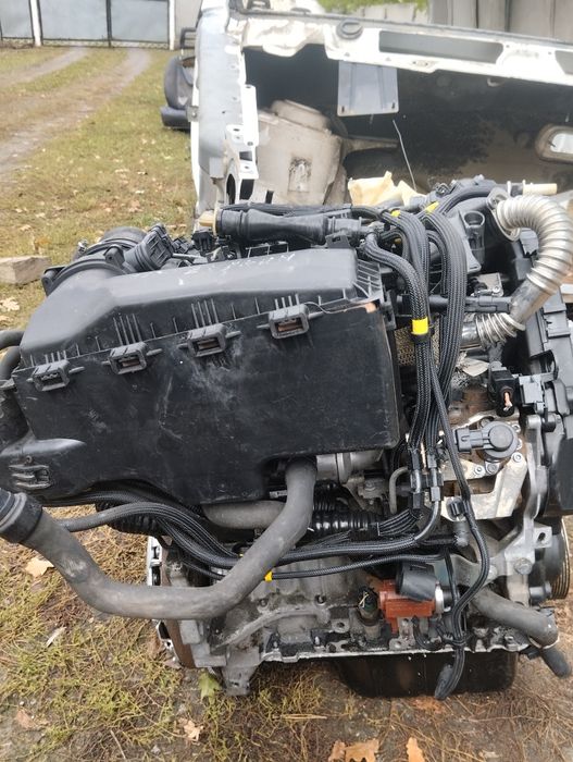 1.6HDI мотор двигун Сітроєн Пежо