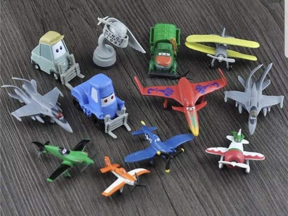 12 pcs Disney Planes (Shipping Included)64285036048769120