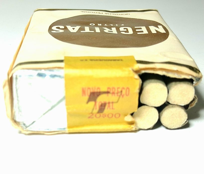 Maço antigo tabaco Negritas