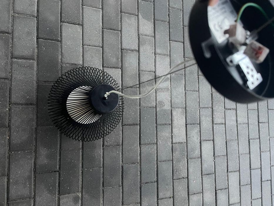Lampa wisząca czarna ażurowa
