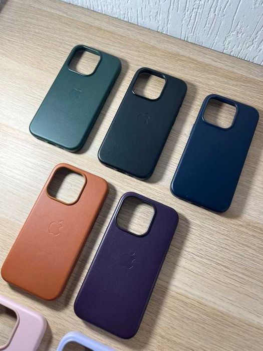 Capas iPhone 15/15 Pro/15 Plus/15 Pro Max em Pele sintética