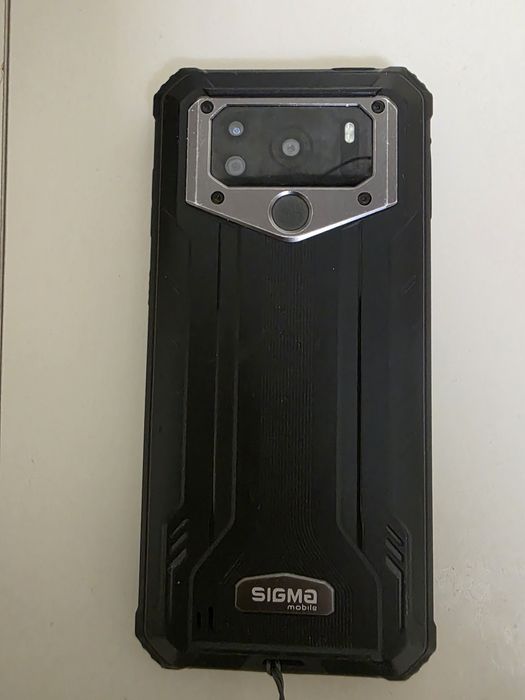 Телефон. Sigma mobile