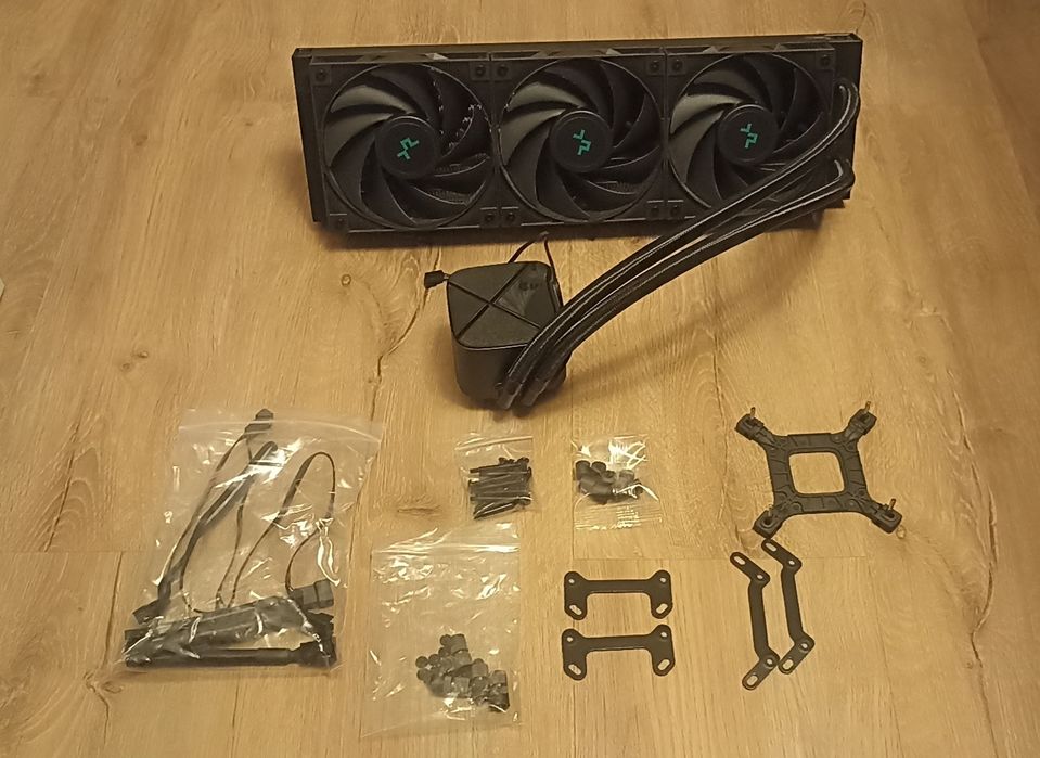 DeepCool LS720S Zero Dark 360mm