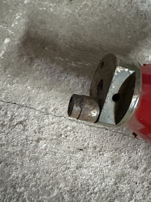 Sprzedam przystawke do  kosy listwowej  .