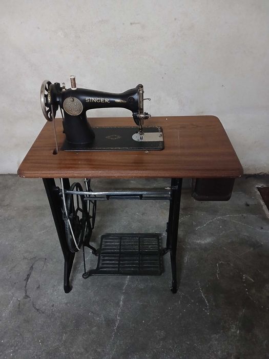Vendo Máquina Singer