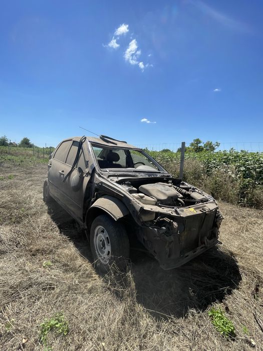 Лада калина 1118 після серйозного ДТП по документам все нормально по мотору,радіатору,ходовкі питань немає а кузов потребує заміни/реставрації