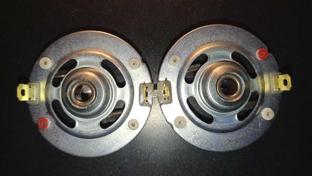 Щетки шуруповерта 2 шт. RS 550. Є на 775.