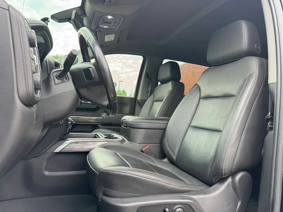 Chevrolet Silverado 1500 LTZ Crew Cab      2021