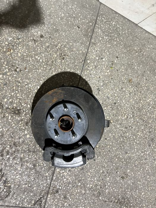 Кулак супорт ступиця привод диск гальма ручник chevrolet bolt euv 2023