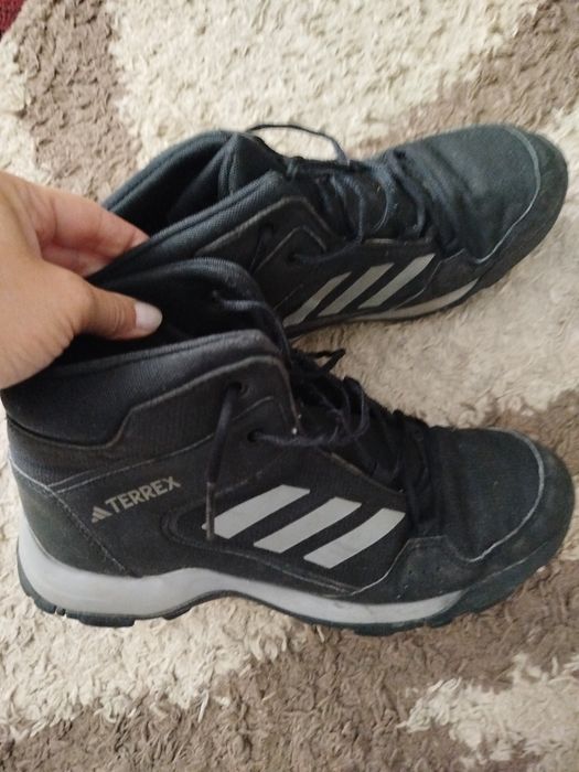 Термо взуття Adidas 39