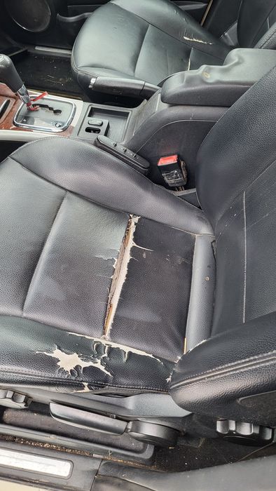 Komplet foteli mercedes w 245 B klasa