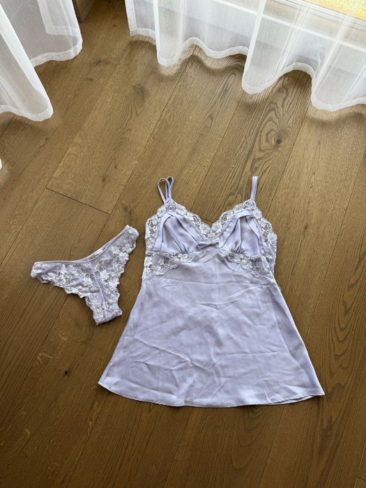 Satynowa piżama S 36 komplet Yamamay koronka koszulka koronkowy lila