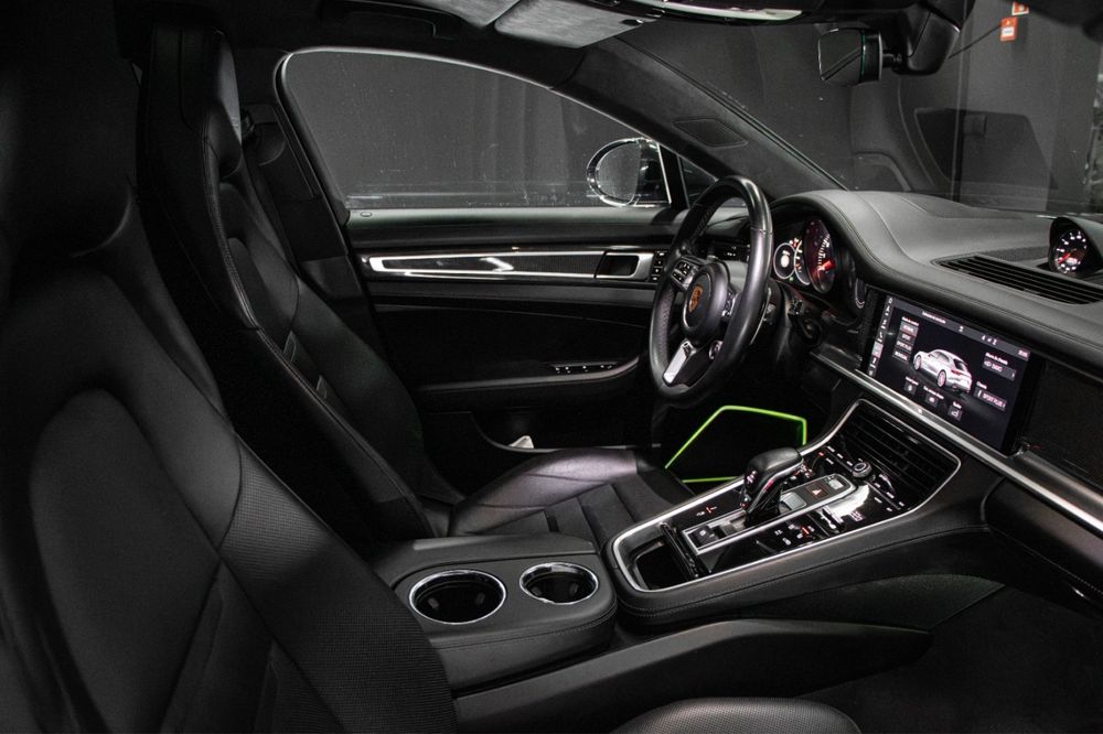 Porsche Panamera Sport Turismo Turbo 4.0 V8 550 CV Ano 2018